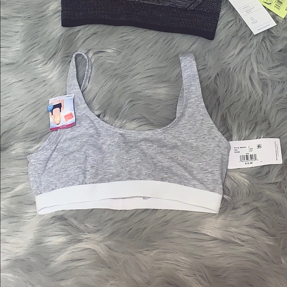 Sports bra bundle! - Picture 2 of 6